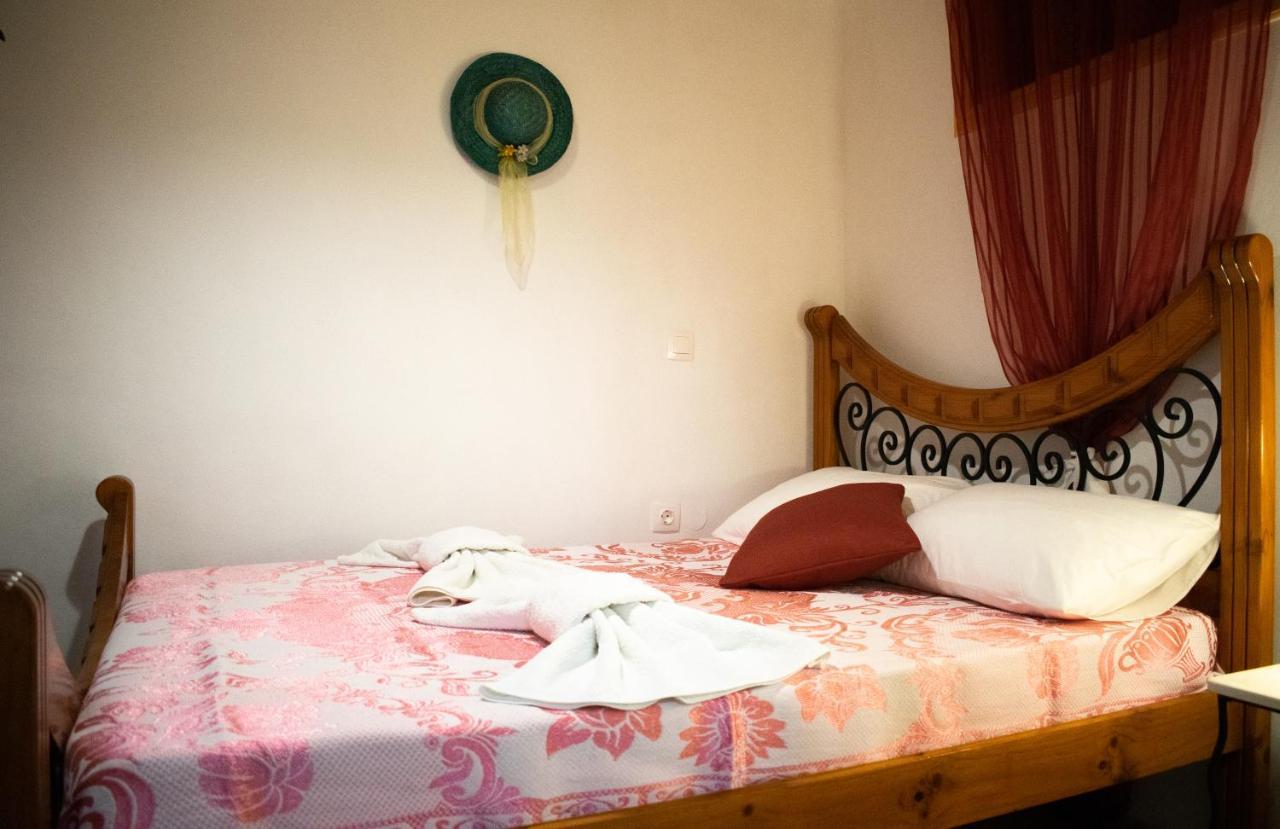 Happy Owl Ground Floor Appartment Zakynthos Town Exterior foto